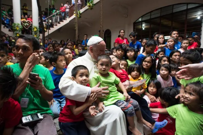 Pope Francis met with street children during his visit to the Philippines on Jan. 16, 2015. Credit: ANSA/OSSERVATORE ROMANO.