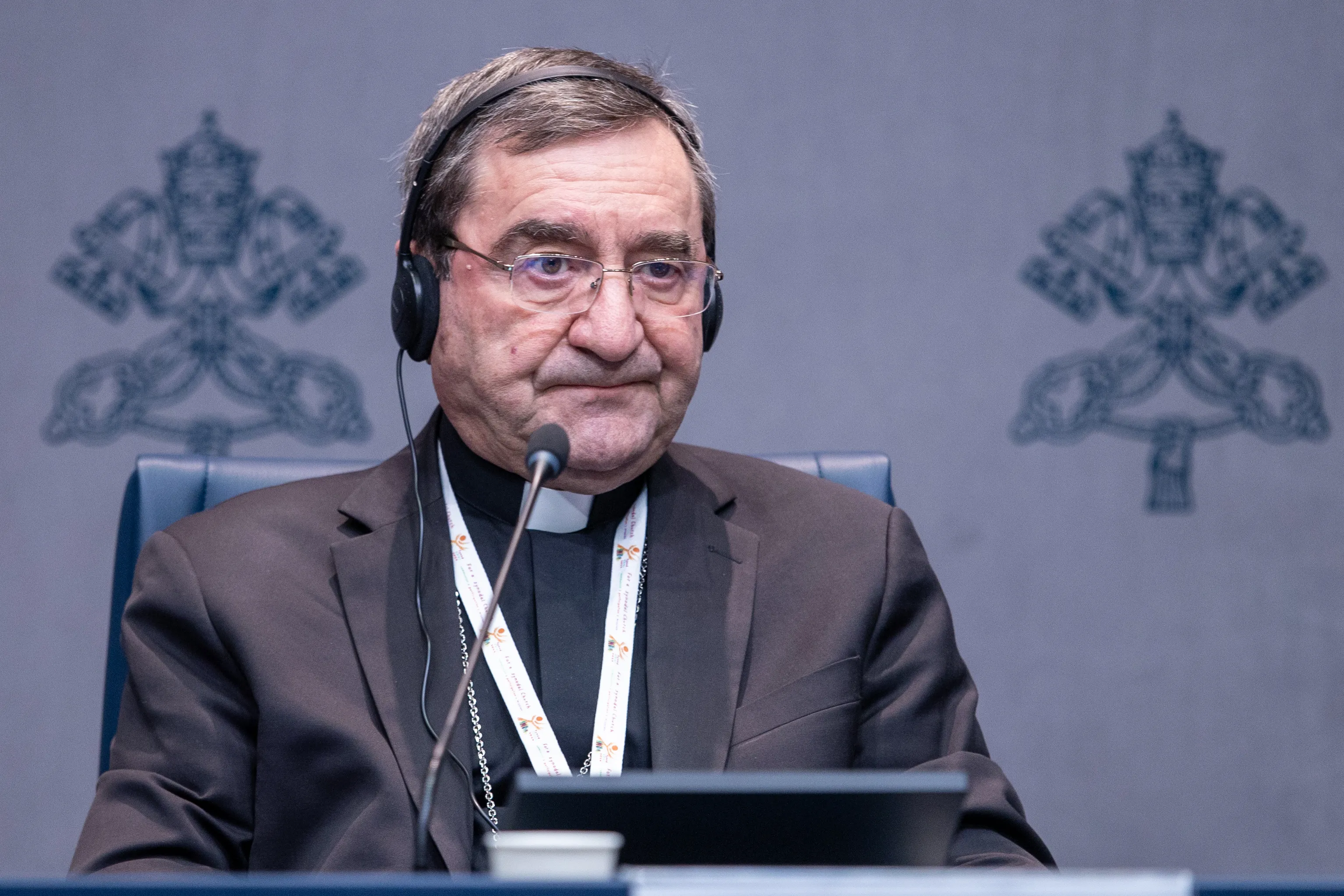 Lebanese bishop makes impassioned plea for peace at synod briefing