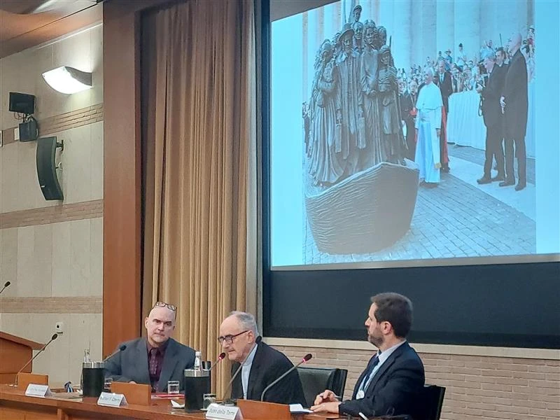 Why Cardinal Czerny and sculptor Timothy Schmalz brought ‘Angels Unawares’ to the Vatican