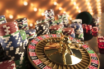 Casino gambling Credit Zolnierek Shutterstock CNA