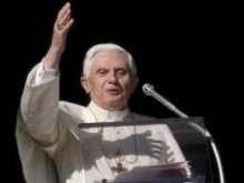 Pope Benedict delivers his Angelus message