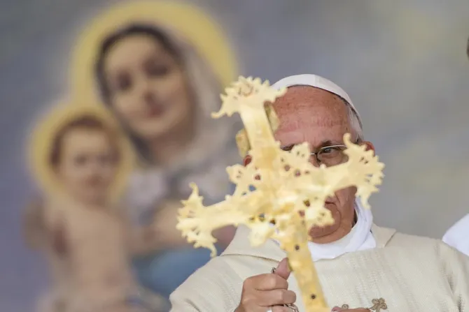Pope Francis celebrates Mass in Gyumri Armenia June 25 2016 Credit LOsservatore Romano CNA