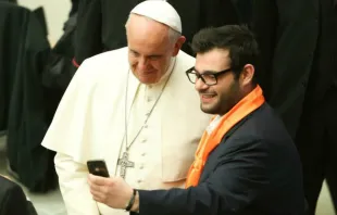 Pope Francis joins a selfie in Paul VI Hall on April 30, 2015.   Daniel Ibanez/CNA.