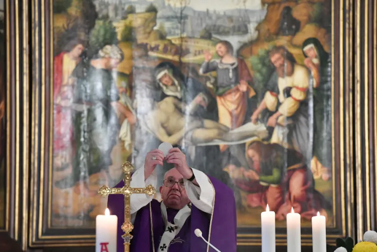 Video: Đức Thánh Cha cử hành Lễ cầu cho các đẳng linh hồn tại Vatican
