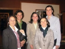 Malén Oriol (left) with other Regnum Christi members in an undated photo