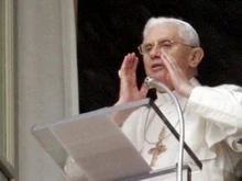 Pope Benedict delivers his Angelus message