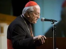 Cardinal Franc Rode speaking at the 2008 Symposium on Religious Life 