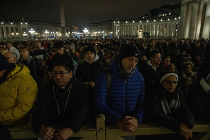 Rosary for Pope Francis