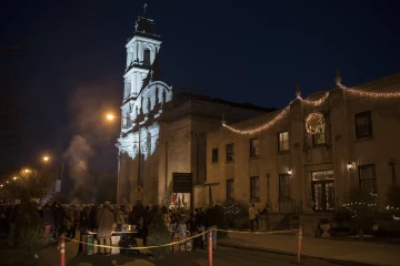 A community Carols and Candles event at the Shrine of Christ the King Sovereign Priest in Chicago, Ill., Dec. 16, 2017.