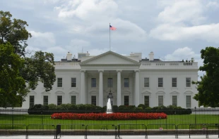 Image of the White House, Washington, DC. Via Shutterstock. 