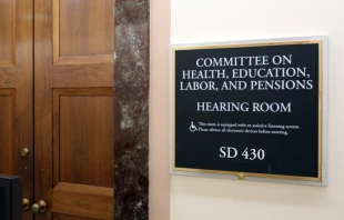  A sign at the entrance to a Senate Health, Education, Labor, and Pensions Committee room in Washington, DC.   Katherine Welles / Shutterstock 