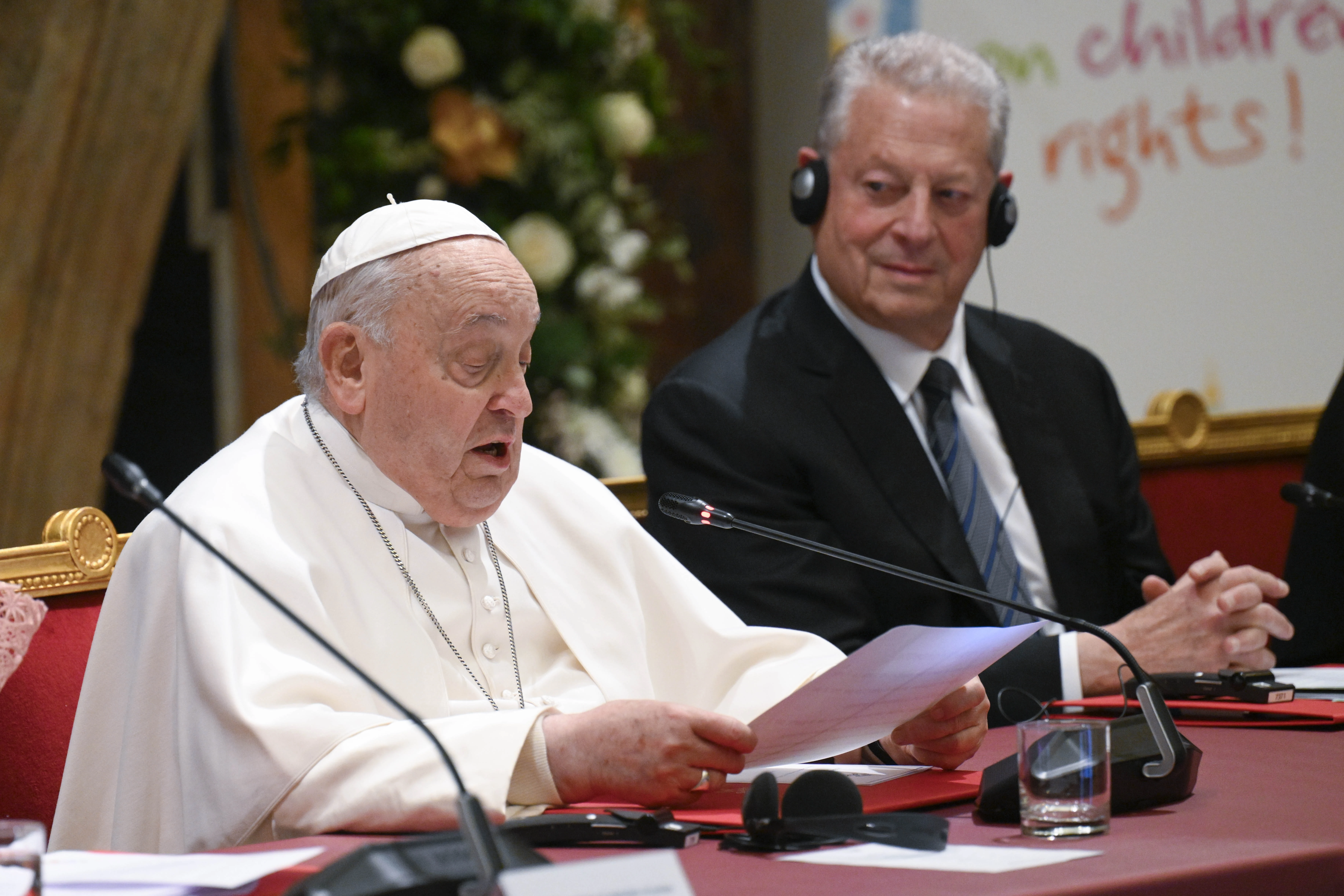 Pope Francis to write papal document on theme of children