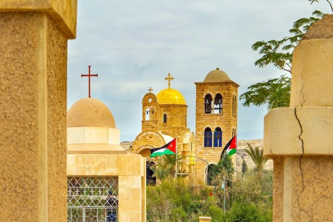 Two Catholic patriarchs address the people of Jordan with distinct messages