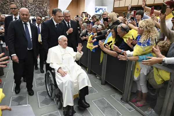 Papa Franjo razgovarao je s članovima talijanskih kršćanskih radničkih udruga u Vatikanu 1. lipnja 2024. o 