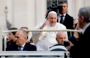 Pope Francis arriving for the general audience on St. Peter's Square, Oct. 26, 2022 Daniel Ibáñez / CNA