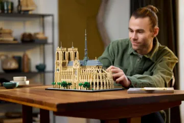 LEGO Notre Dame