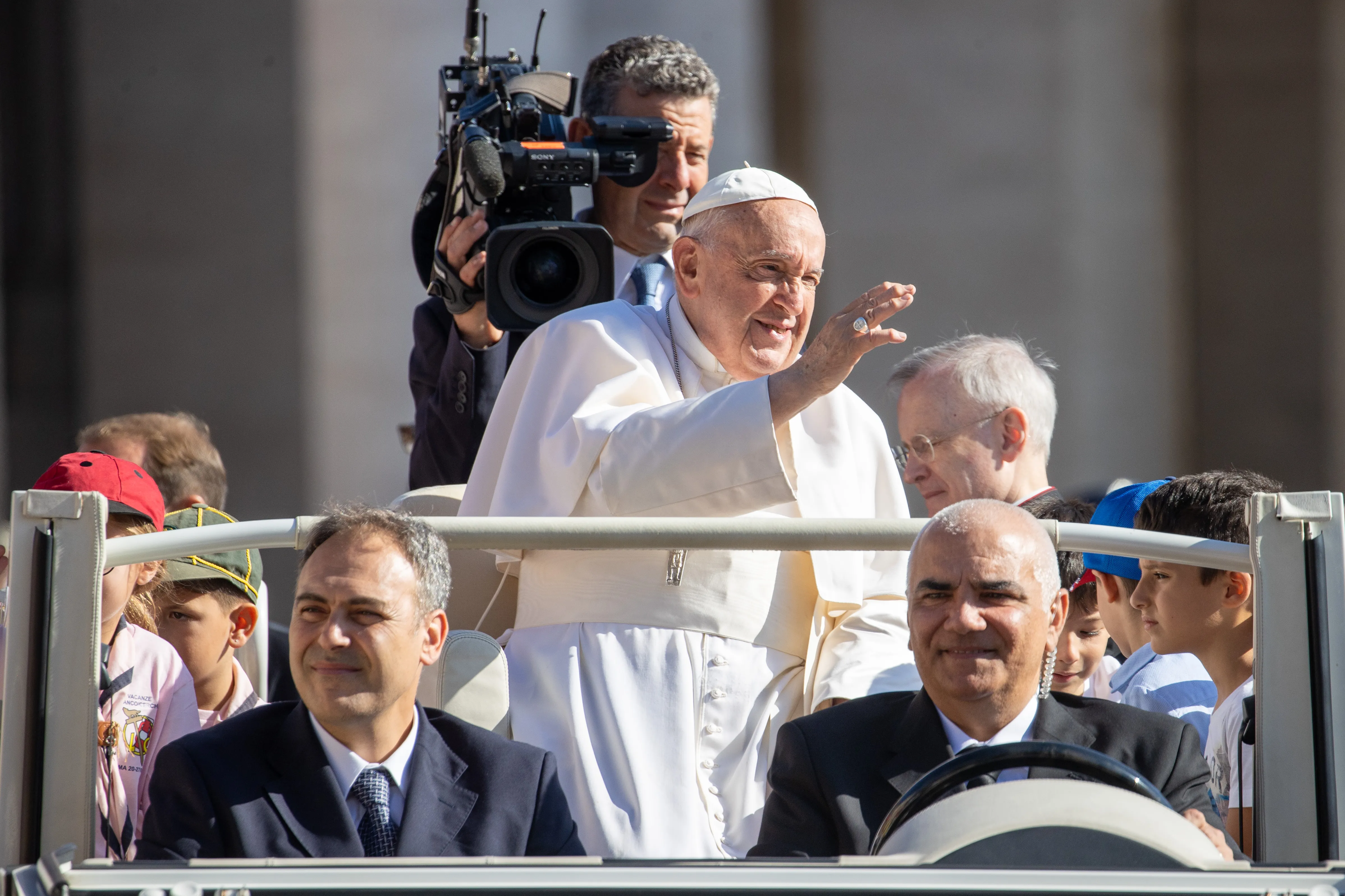 Pope Francis waves to pilgrims at his General Audience in St. Peter's Square at the Vatican, Wednesday, June 26, 2024?w=200&h=150