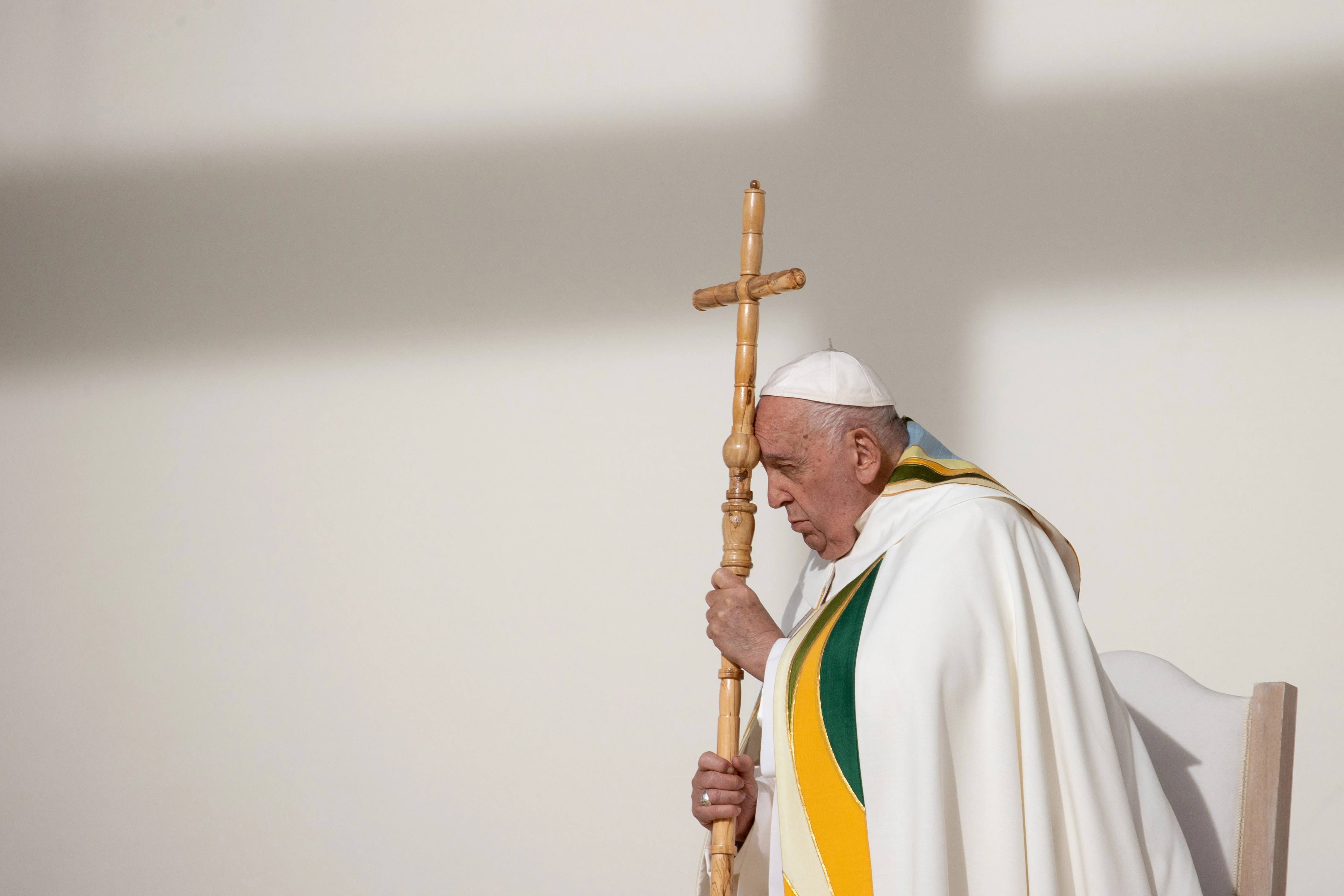 Pope Francis prays during Mass at King Baudouin Stadium in Brussels, Belgium, Sunday, Sept. 29, 2024?w=200&h=150