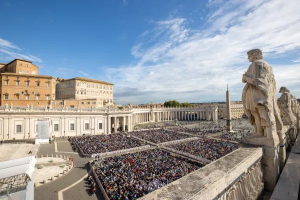 Attendees gather at the opening Mass for the Synod on Synodality at St. Peter's Square, Wednesday, Oct. 2, 2024. Credit: Daniel Ibáñez/CNA