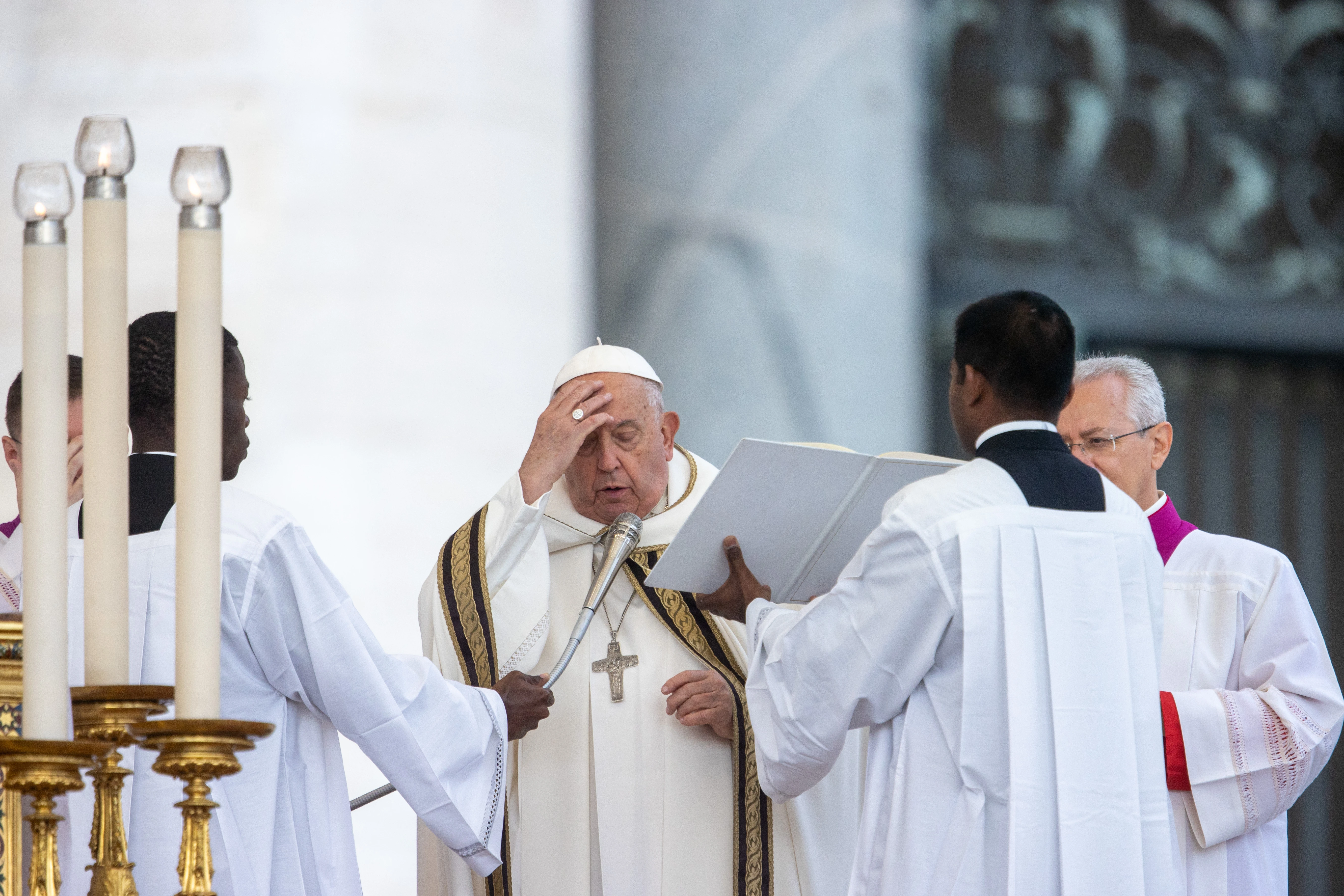 Pope Francis makes the sign of the cross as he opens the second assembly of the Synod on Synodality with a Mass on Oct. 2, 2024, in St. Peter’s Square.?w=200&h=150