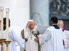 Pope Francis makes the sign of the cross as he opens the second assembly of the Synod on Synodality with a Mass on Oct. 2, 2024, in St. Peter’s Square.