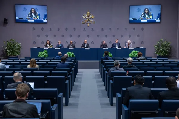 Press briefing for the XVI General Ordinary Assembly of the Synod of Bishops at the Vatican, Oct. 5, 2024. Credit: Daniel Ibañez/CNA