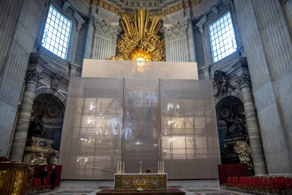 Scaffolding surrounds the baldacchino at St. Peter's Basilica, Tuesday, Oct. 8, 2024. Credit: Daniel Ibáñez/CNA