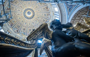 The Vatican has announced that the completed restorations on the soaring baldacchino over the central altar of St. Peter’s Basilica designed by Gian Lorenzo Bernini will be unveiled on Oct. 27, 2024. Credit: Daniel Ibañez/CNA