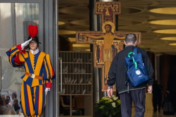 Participants arriving at the synod on Oct. 10, 2024 at the Vatican