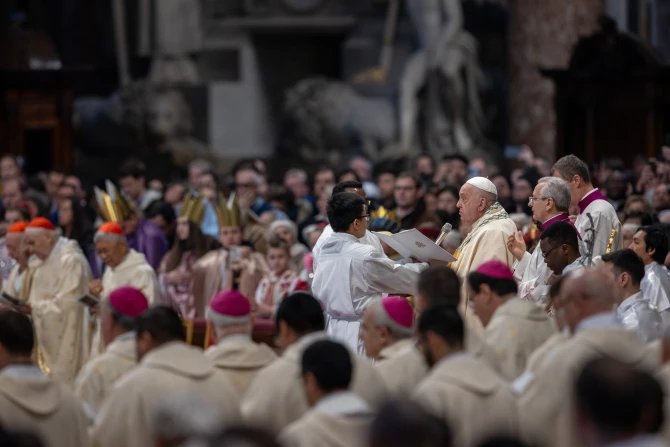 20250101 Pope Francis speaks to the faithful