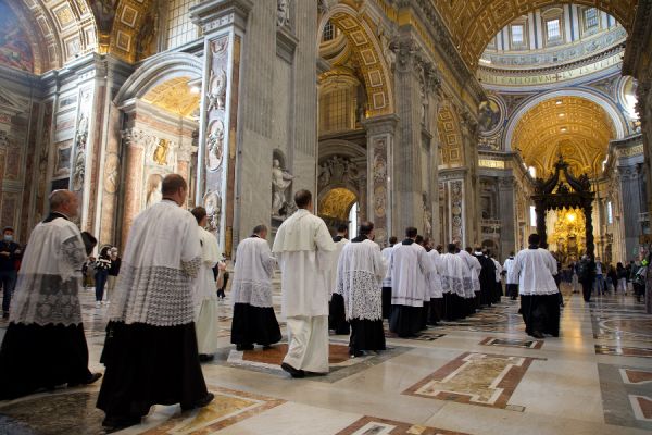 The procession to St. Peter’s Basilica and the Solemn High Mass at the Altar of the Chair in the Basilica, Oct. 30, 2021. Credit: Edward Pentin/National Catholic Register