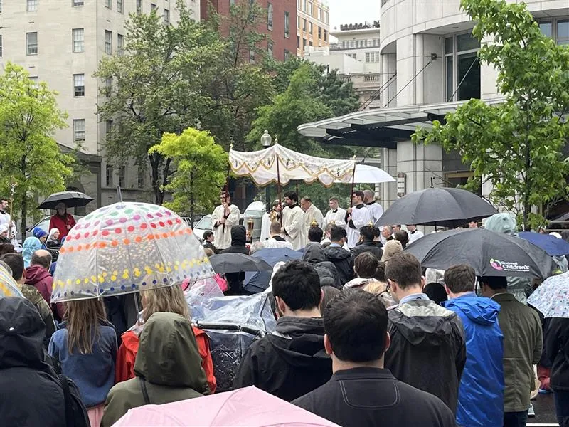 More than 1,000 Catholics attend the Eucharistic procession in Washington, D.C. on May 18, 2024,?w=200&h=150