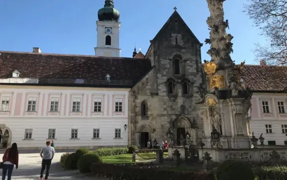 Heiligenkreuz se nalazi oko 28 milja od Beča, glavnog grada Austrije.  Zasluge: Rudolf Gehrig/CNA Deustch