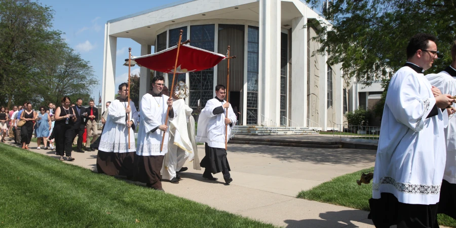 Explore Nebraska’s adoration chapels with a new pilgrimage ‘passport ...