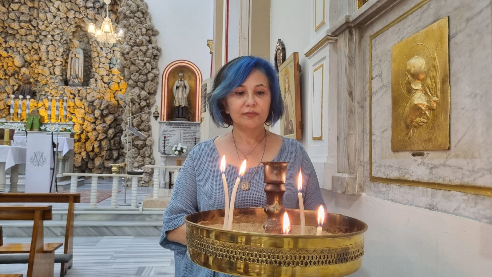 Belkız,  61, was born into a Muslim family in Turkey. After reading books on materialist philosophy in her youth, she became an atheist at 15 but eventually became a Christian and then a Catholic.?w=200&h=150