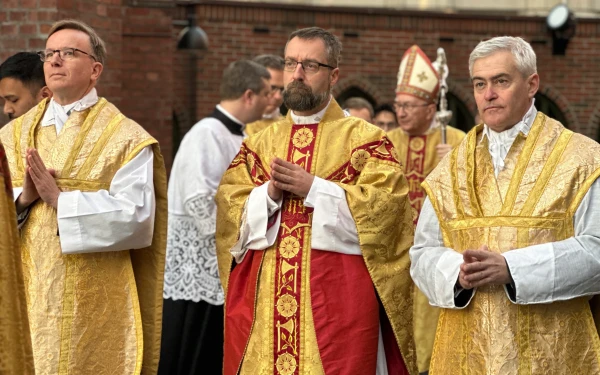 Bishop-designate Frederik Hansen (center) before his episcopal ordination as bishop of Oslo on Saturday, Jan. 18, 2024. Credit: Rudolf Gehrig / EWTN News