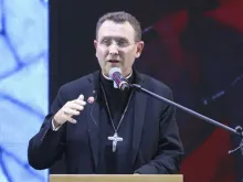 Bishop Andrew Cozzens speaks at the International Eucharistic Congress in Quito, Ecuador, on Sept. 11, 2024.