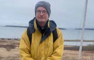 Bishop Bart van Roijen walked the length of the Gaza Strip on April 29 in support of those suffering due to the Israel-Hamas conflict. Development and Peace - Caritas Canada