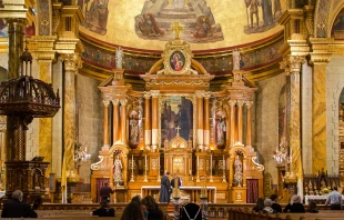 St. John Cantius parish in Chicago, Ill. Tom Gill via Flickr (CC BY-NC-ND 2.0)