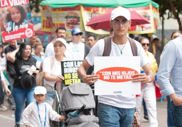 “Don’t mess with my children,” reads a sign carried by a participant in one of some 30 marches on Oct. 19, 2024, in Colombia to protest the country’s health department memorandom that sanctions sex changes for minors.?w=200&h=150