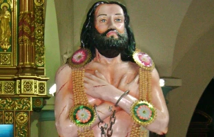 A statue of Devasahayam Pillai at St. Francis Xavier Cathedral, Kottar, India. Kumbalam via Wikimedia (CC BY-SA 3.0).