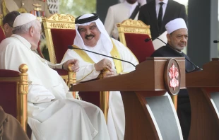 Pope Francis attending the closing of the “Bahrain Forum for Dialogue: East and West for Human Coexistence” with King Hamad bin Isa Al Khalifa on Nov. 4, 2022. Vatican Media