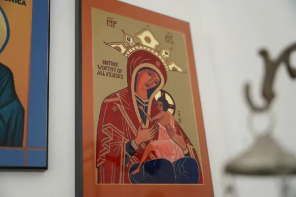 An icon of Mary, Mother Worthy of All Praises. Kathleen Crombie explains in iconography, Mary is depicted with three stars, one on her head and one on each shoulder, signifying her virginity before, during, and after the birth of Christ. Credit: Daniel Meloy/Detroit Catholic