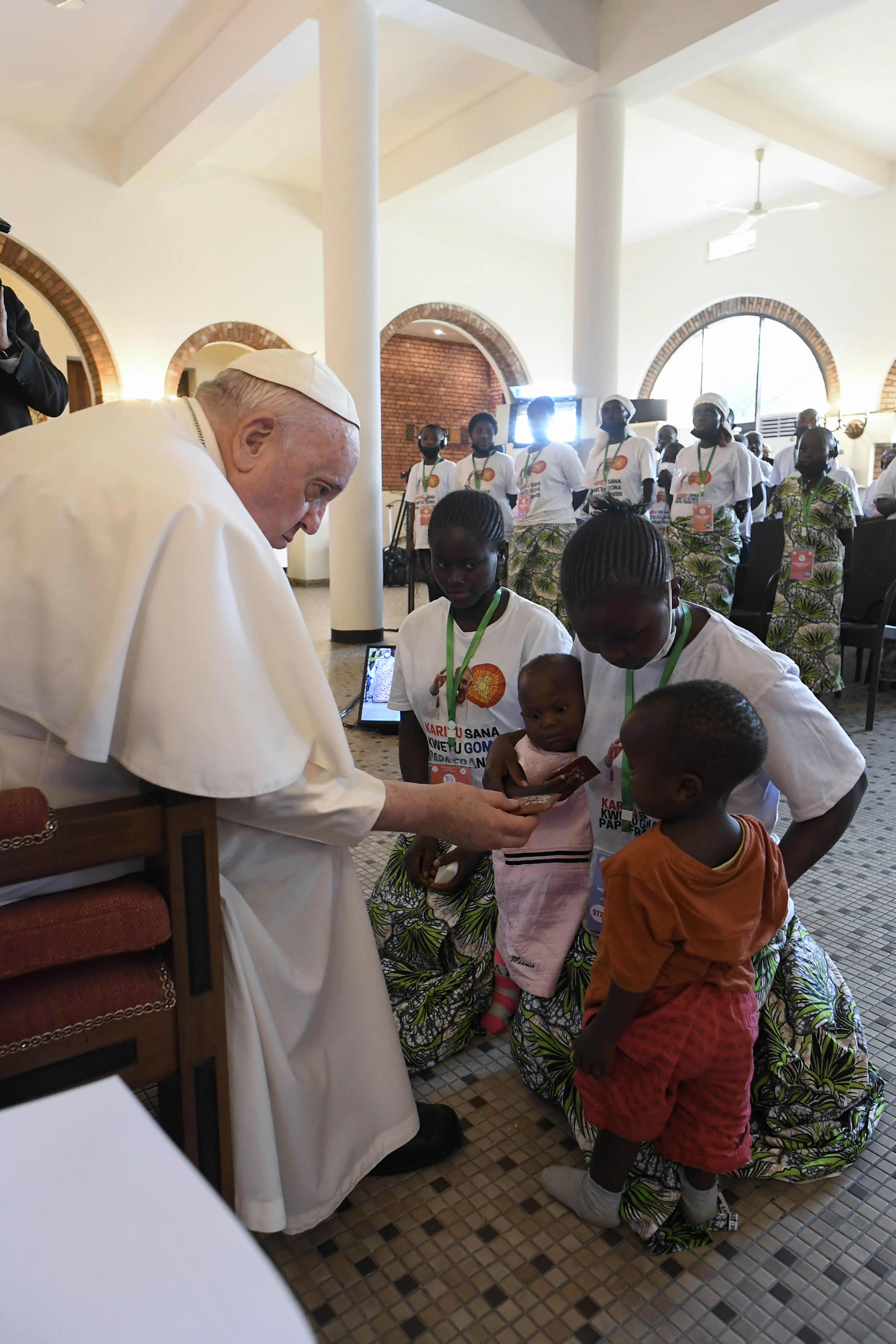 Pope Francis ‘left Without Words’ After Children’s Shocking Stories Of ...