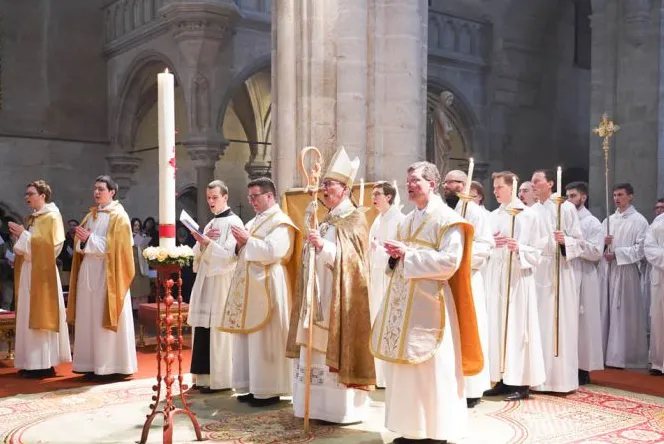 Easter Vigil at the Cistercian Abbey of Heiligenkreuz (Holy Cross) in Austria.?w=200&h=150