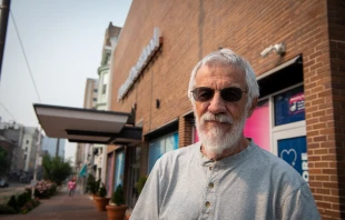 Less than a week after being violently attack outside of a Baltimore Planned Parenthood on May 26, 2023, Dick Schafer, 80, returned to the abortion facility to continue his pro-life work. Credit: Eric Stocklin/CNA