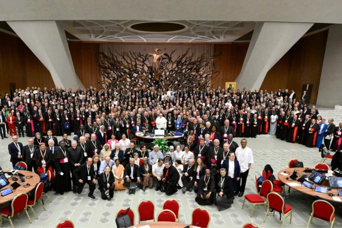 Participants of the Synod on Synodality pose for a group photo, Oct. 26, 2024.