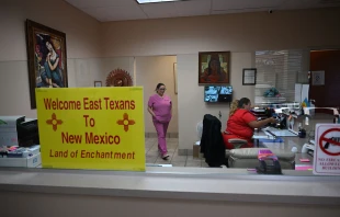 A sign welcoming patients from East Texas is displayed in the waiting area of the Women's Reproductive Clinic, which provides legal medication abortion services, in Santa Teresa, New Mexico, on June 15, 2022. Credit: ROBYN BECK/AFP via Getty Images