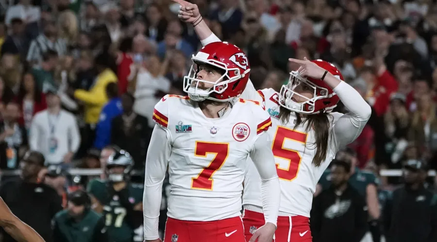 NFL on X: RT @Chiefs: WE ARE SUPER BOWL CHAMPIONS !!!!