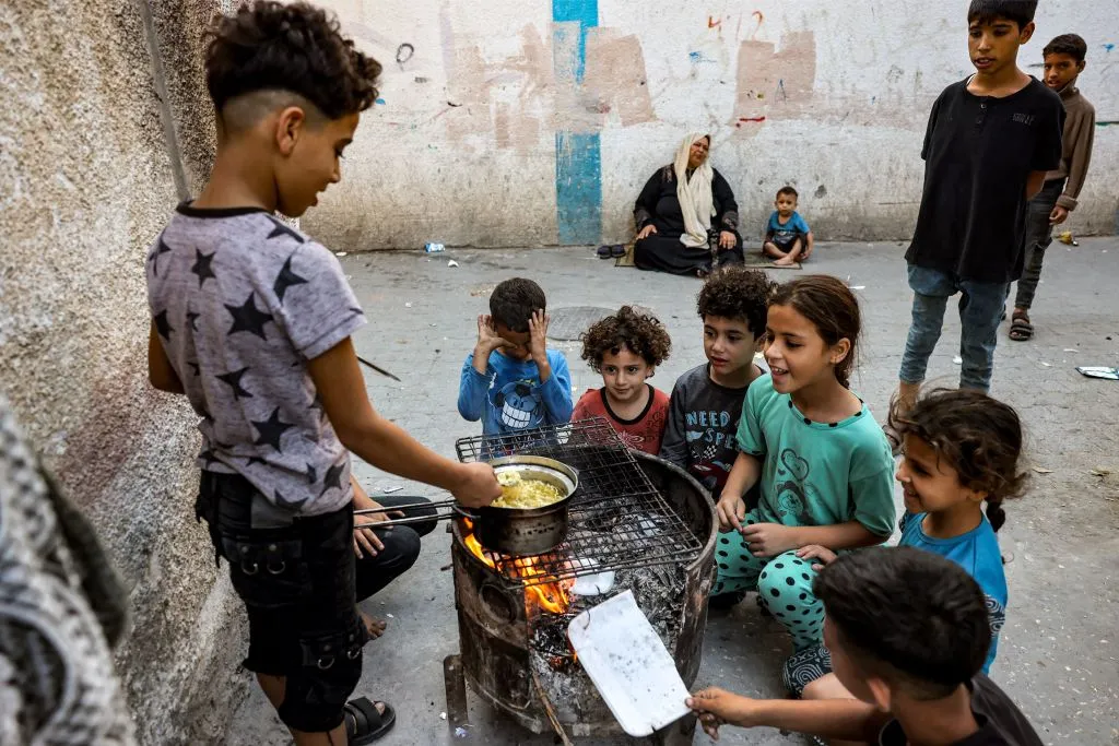 UNICEF director warns of looming ‘catastrophe’ in Gaza as water supplies dwindle